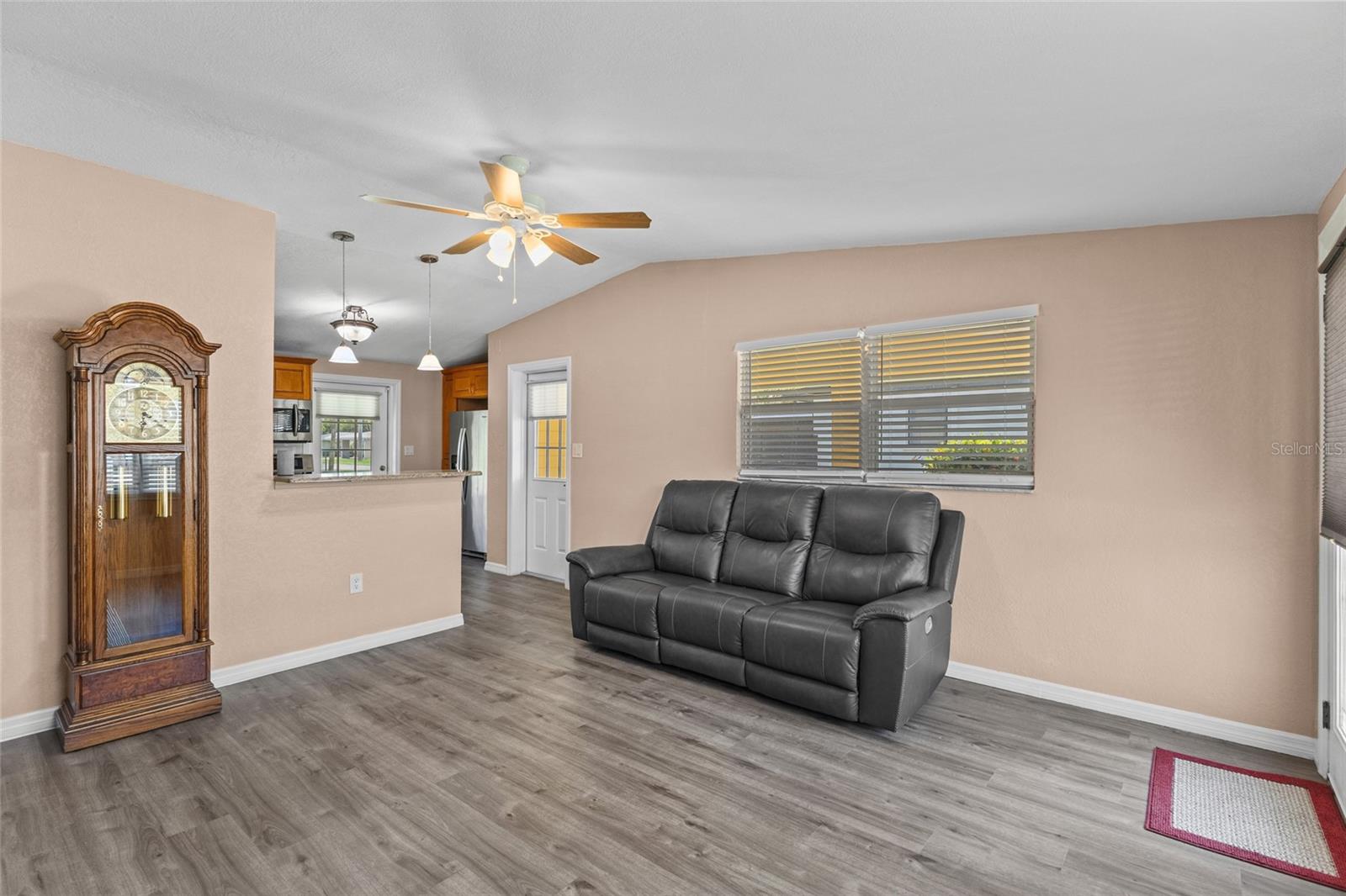 SPRING LAKE SUB ADD 1 - Residential