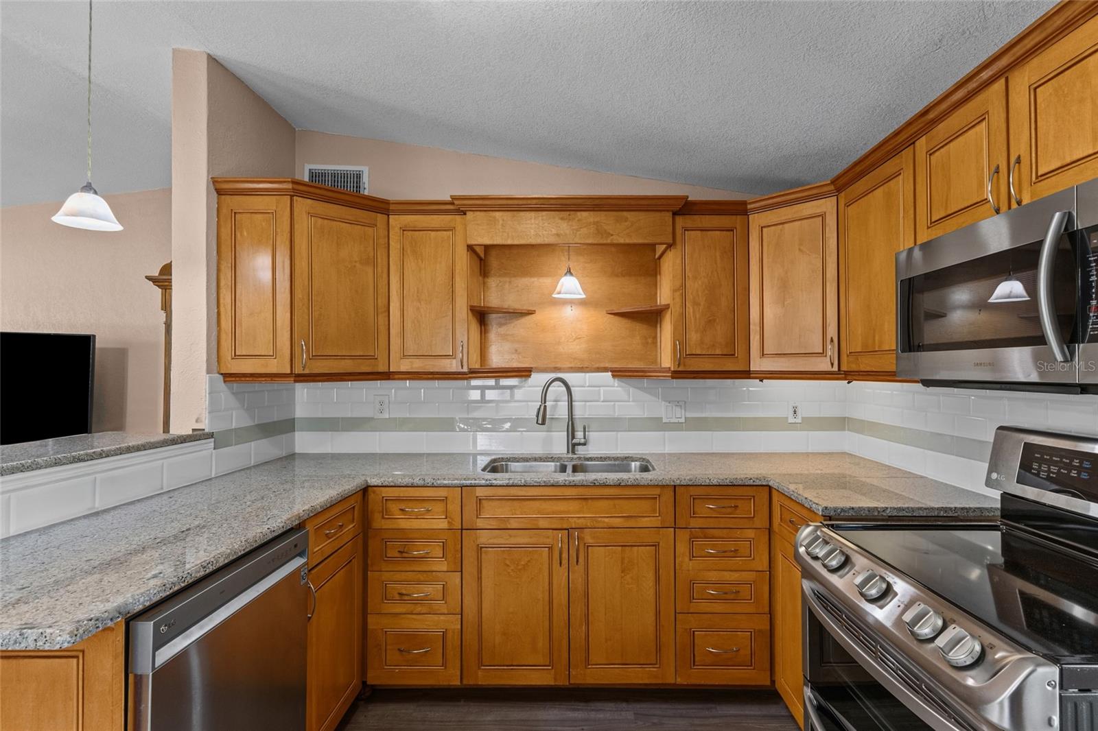 SPRING LAKE SUB ADD 1 - Residential
