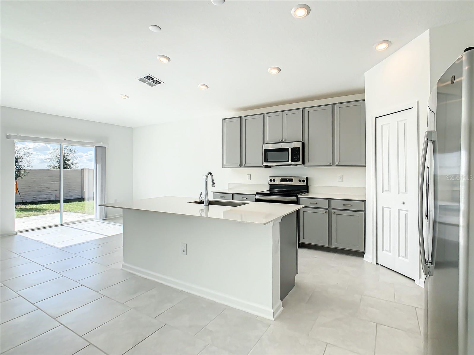 CASCADES PHASES 1A AND 1B - Residential
