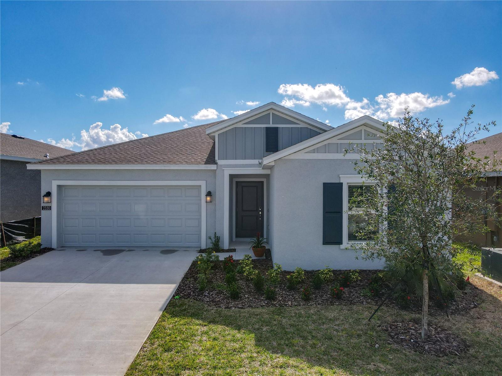 PRICED TO SELL!! CDD WILL BE PAID IN FULL AT CLOSING!! (Debt Service part) This beautiful home boasts 4 bedrooms and 2 bathrooms. The kitchen is a highlight, featuring a charming center island that overlooks an open café area and a spacious family room, making it the perfect setup for entertaining. The owner's suite is impressive, with an oversized bedroom connected to a bathroom equipped with double sinks, as well as a roomy walk-in closet. Cascades is a master-planned community nestled in the peaceful suburbs of Davenport. It stands out with quality block construction, innovative designs, and brand-new appliances including washer and dryer. Plus, the home comes with Connected Home features. Within this community, you'll soon find a welcoming pool, cabana, playground, fitness center and dog park for residents to enjoy. Cascades also enjoys a convenient location, with proximity to shopping, restaurants, golf courses, parks, hospitals, schools, major roadways, and easy access to Orlando, Tampa, and the area's renowned theme parks. You can connect to I 4 in just 10 minutes. VERY LOW HOA!