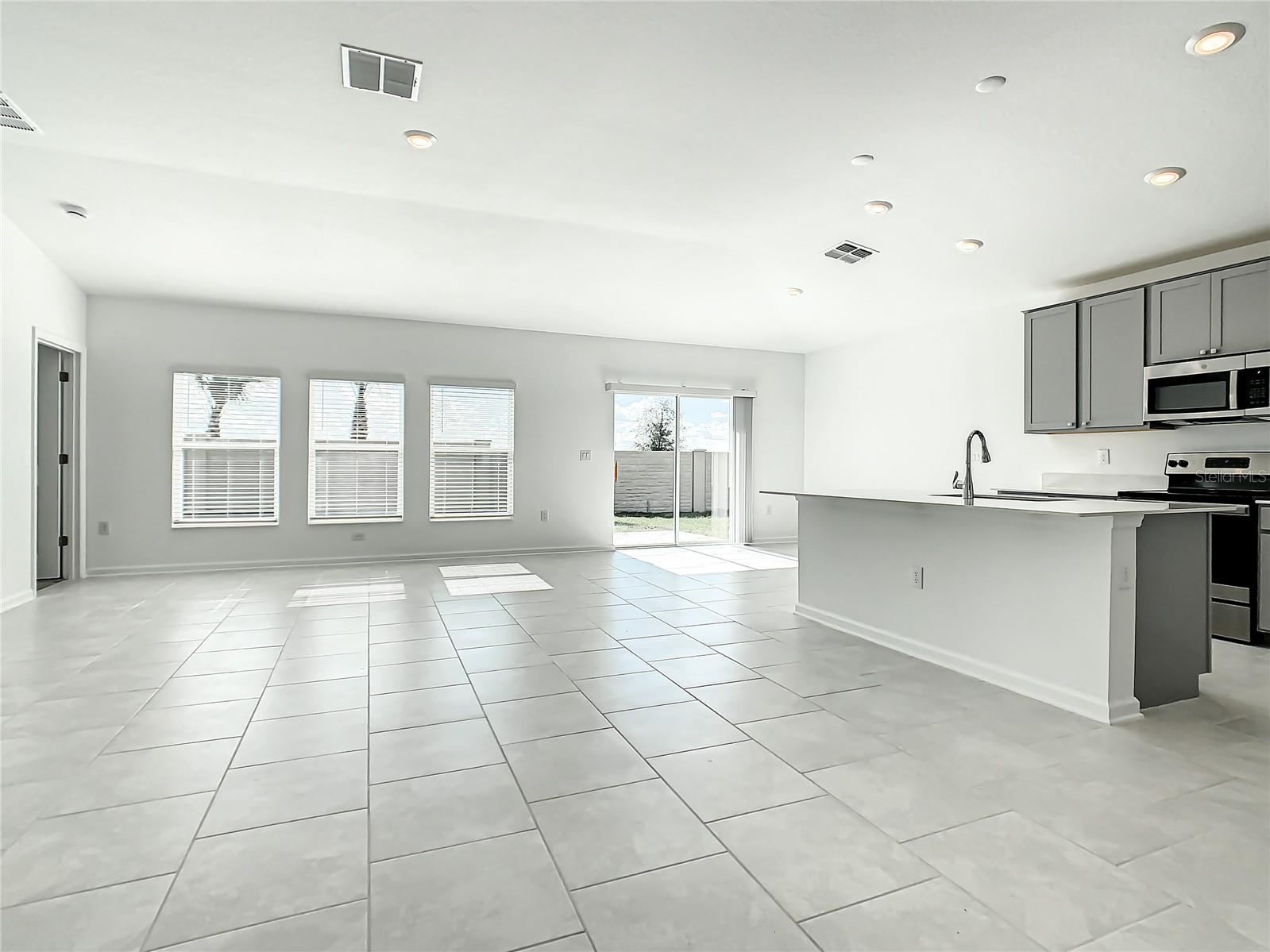 CASCADES PHASES 1A AND 1B - Residential