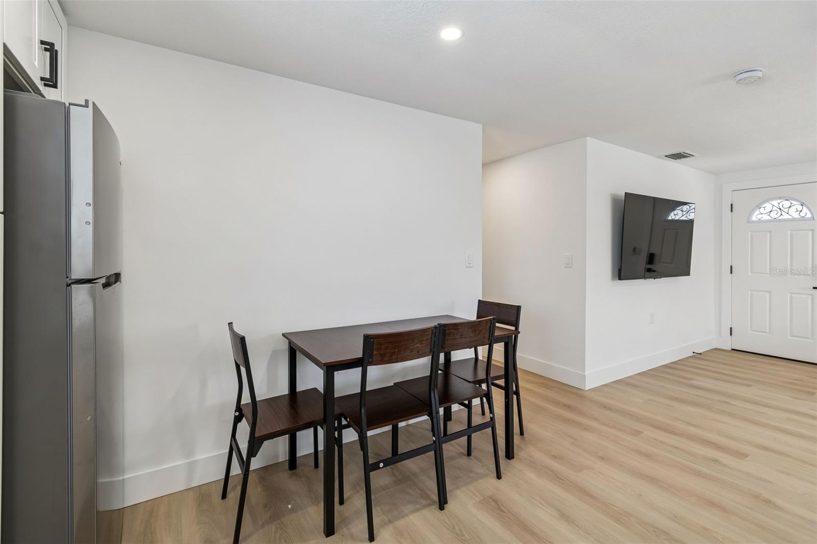 RIDGECREST ACRES - Residential Lease