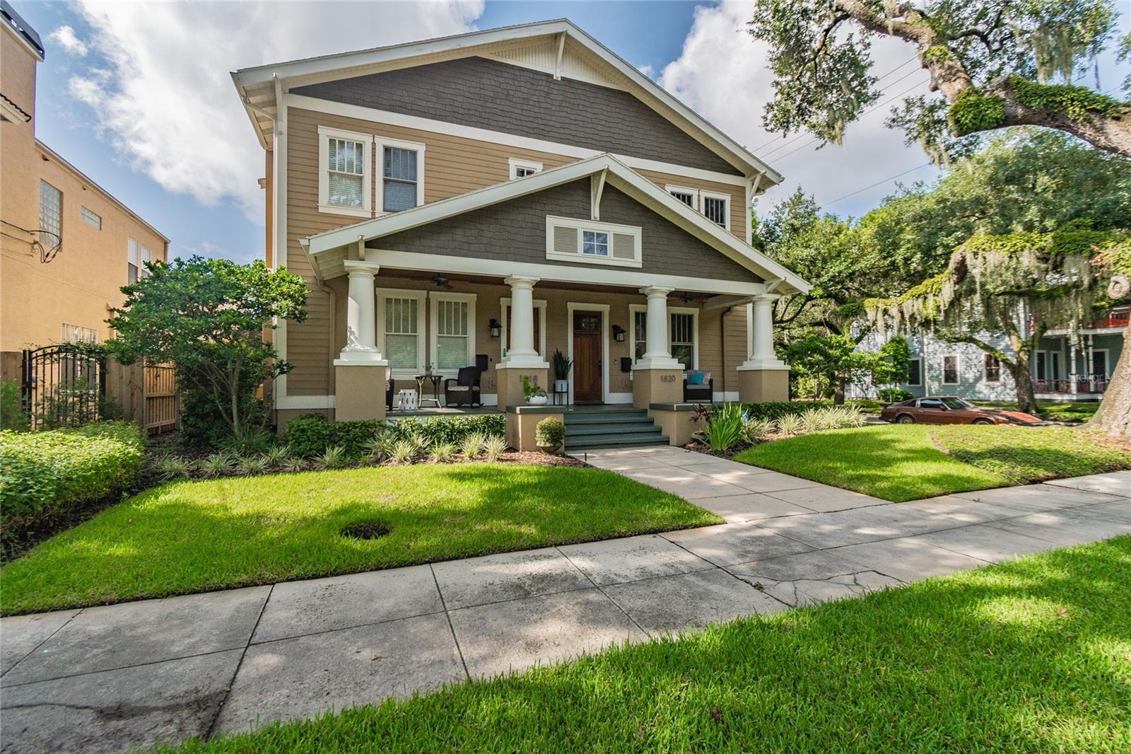 HYDE PARK WEST - Residential Lease