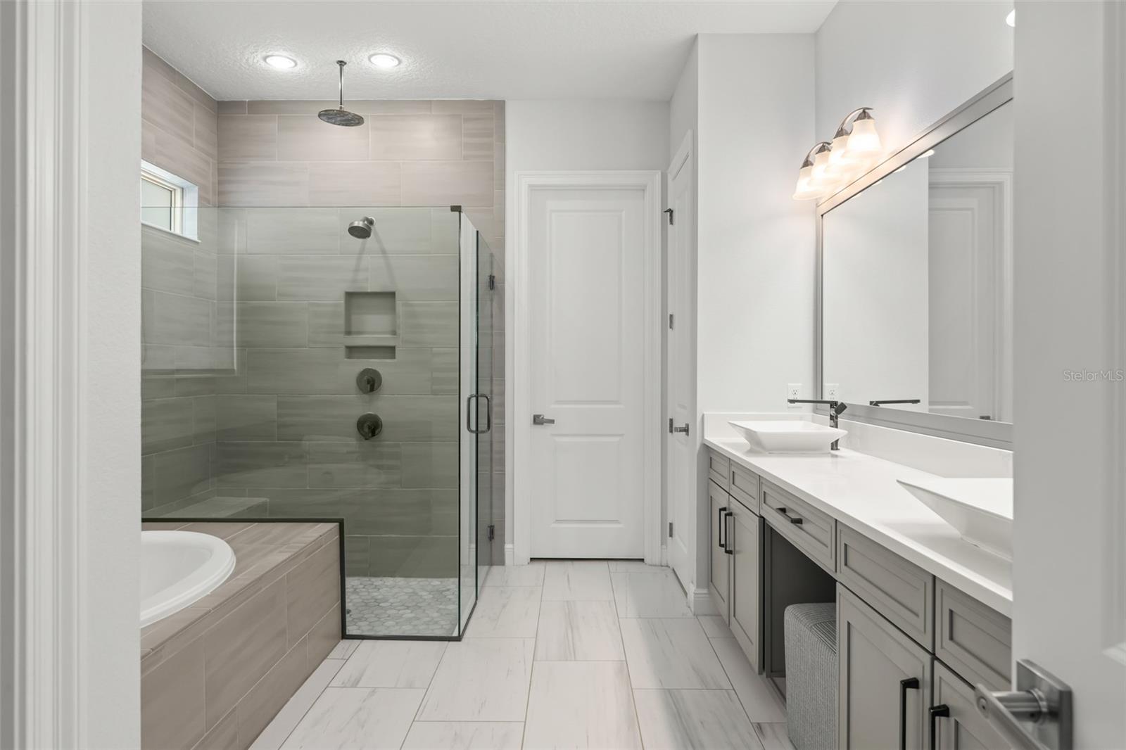 LAKESHORE PRESERVE PH 4 - Residential