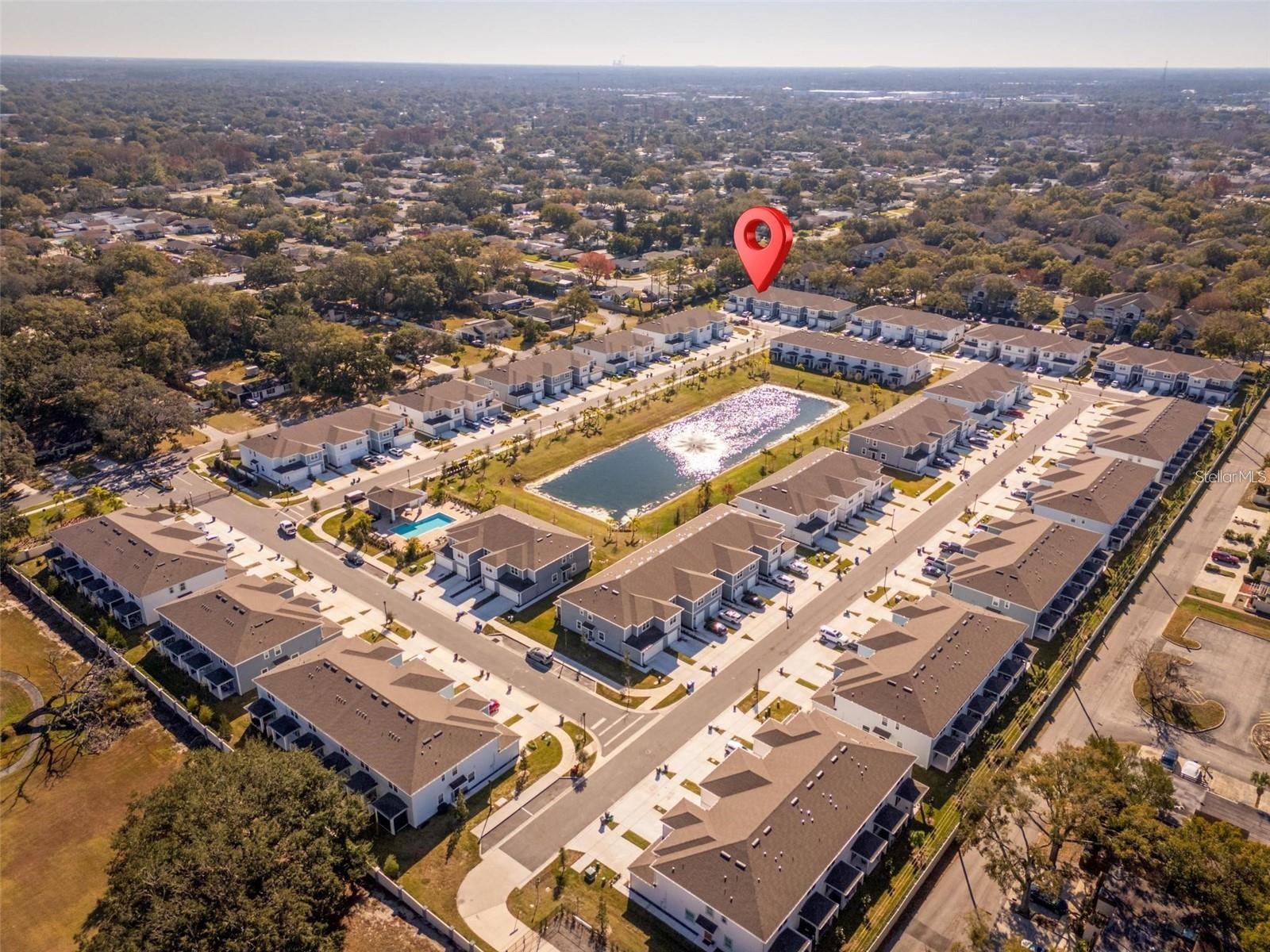 GRAYSON SQUARE - Residential