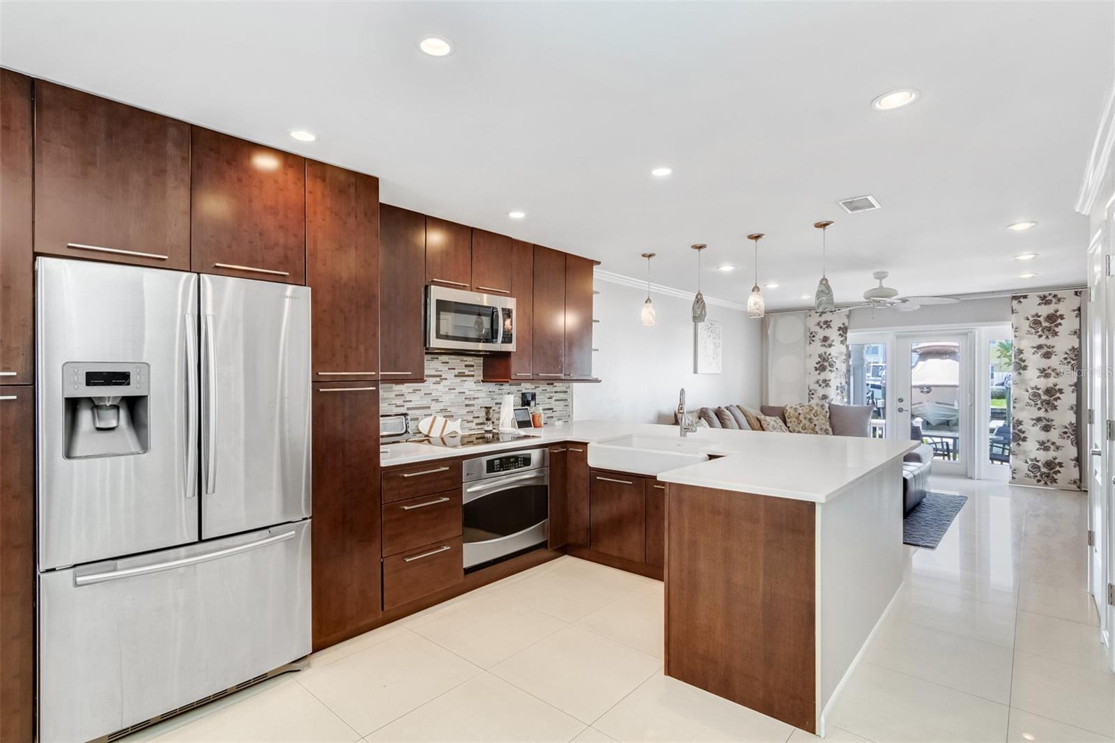 WATERSIDE AT COQUINA KEY SOUTH - Residential