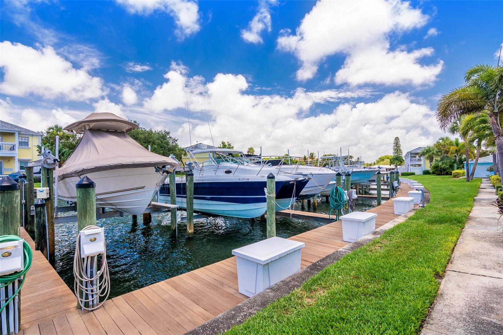 WATERSIDE AT COQUINA KEY SOUTH - Residential