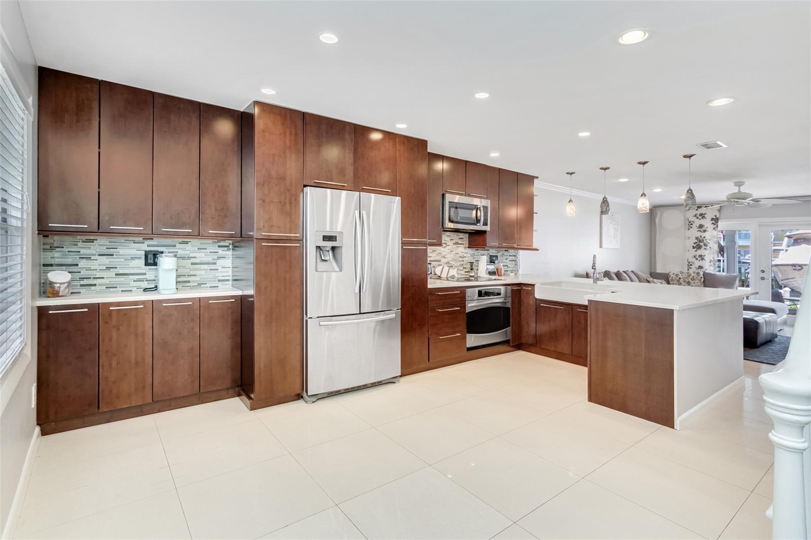 WATERSIDE AT COQUINA KEY SOUTH - Residential