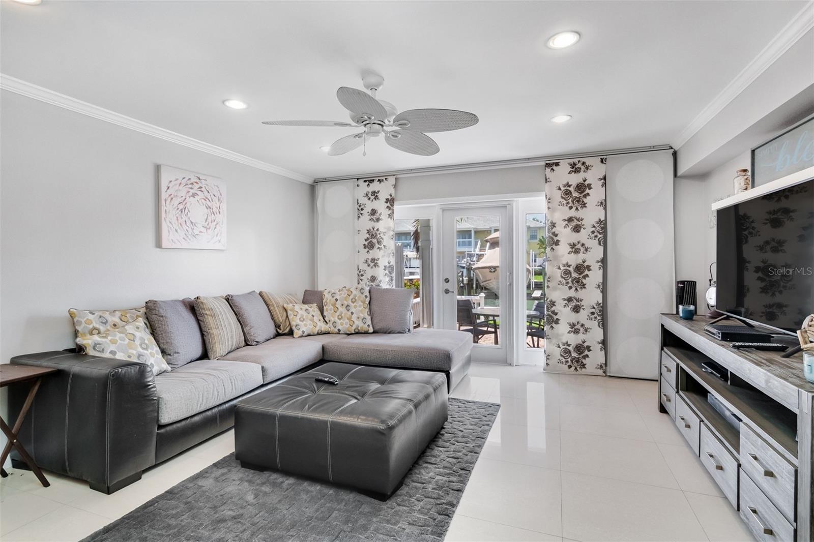 WATERSIDE AT COQUINA KEY SOUTH - Residential