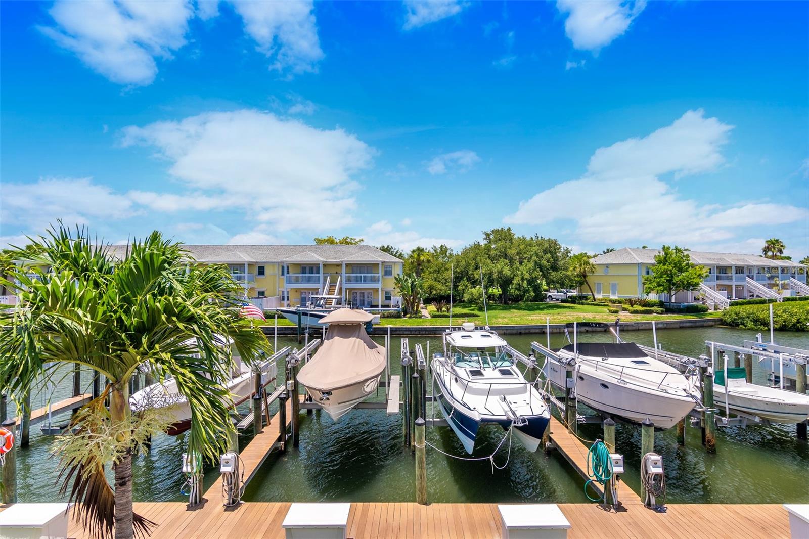 WATERSIDE AT COQUINA KEY SOUTH - Residential