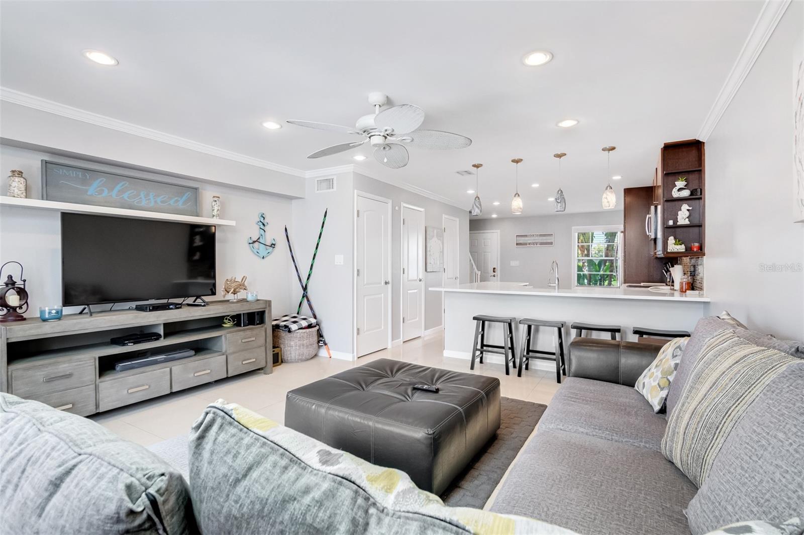 WATERSIDE AT COQUINA KEY SOUTH - Residential