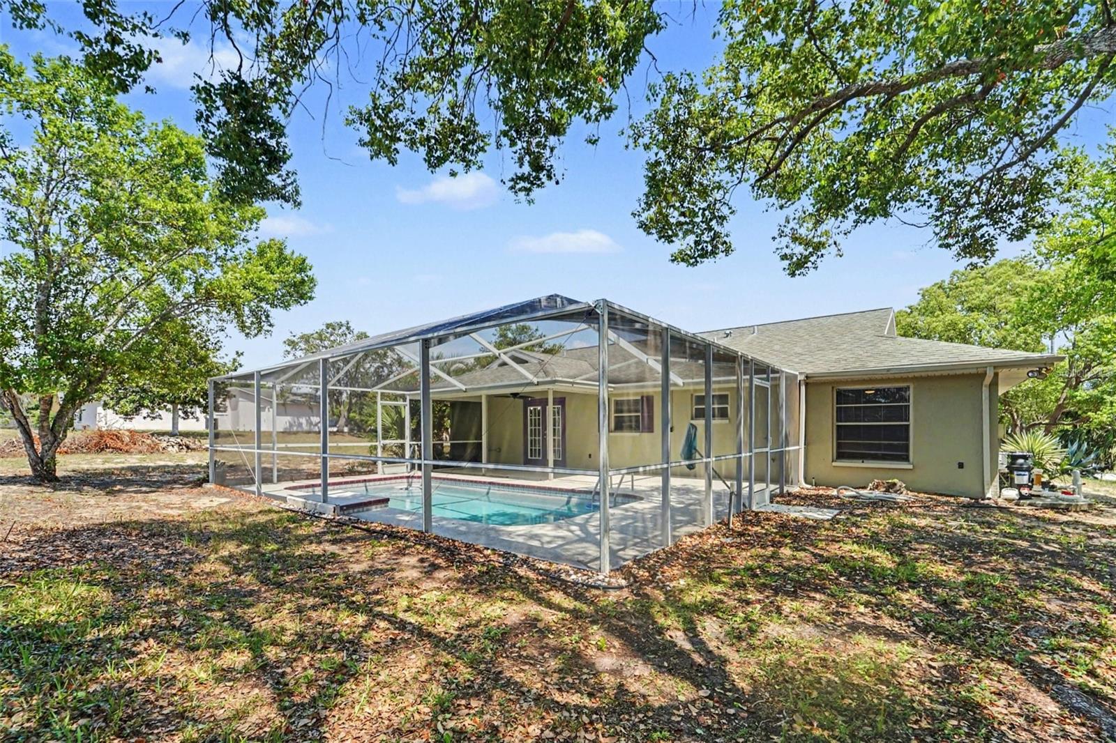 SPRING HILL - Residential