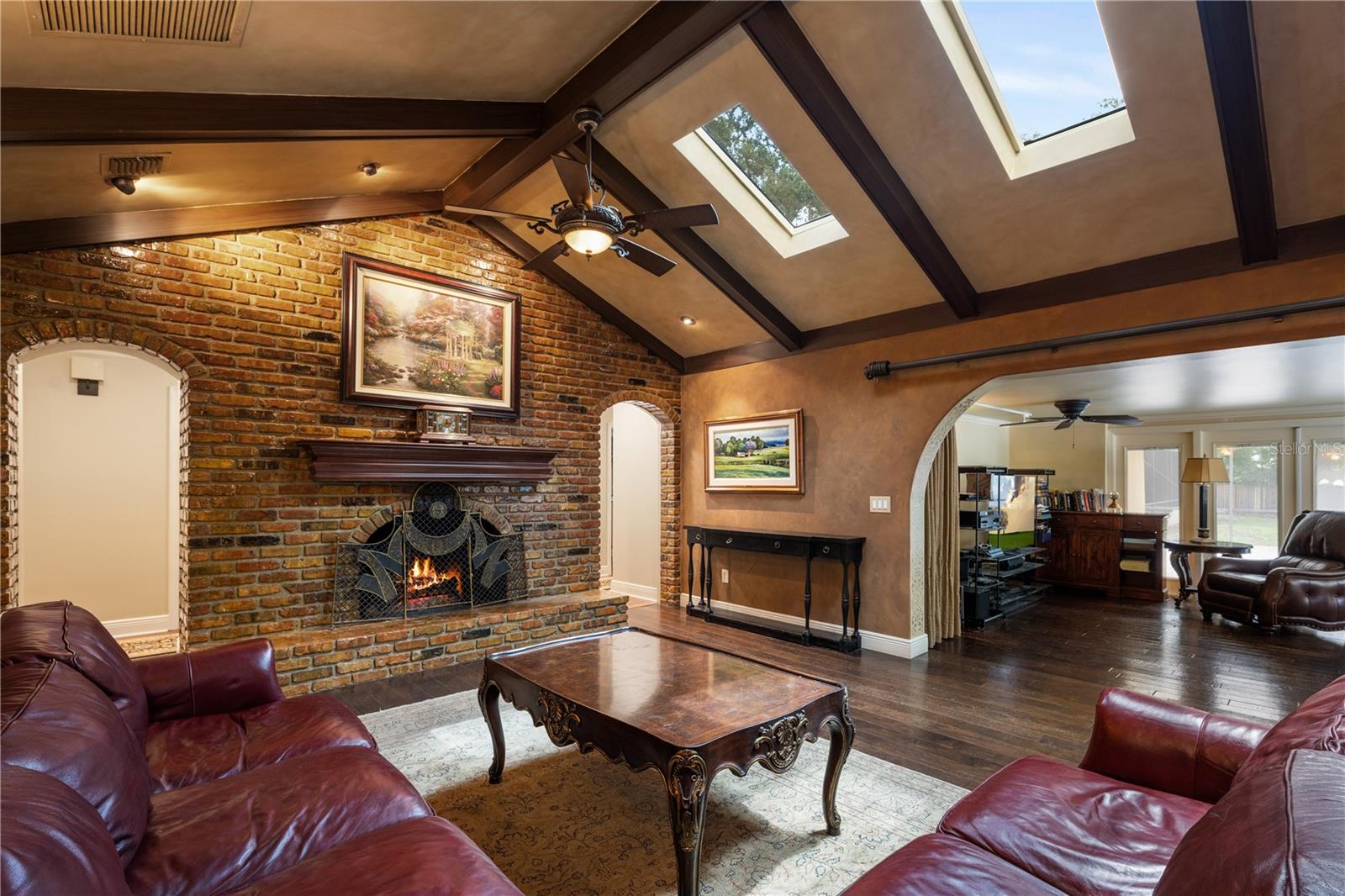 WINDERMERE DOWNS - Residential