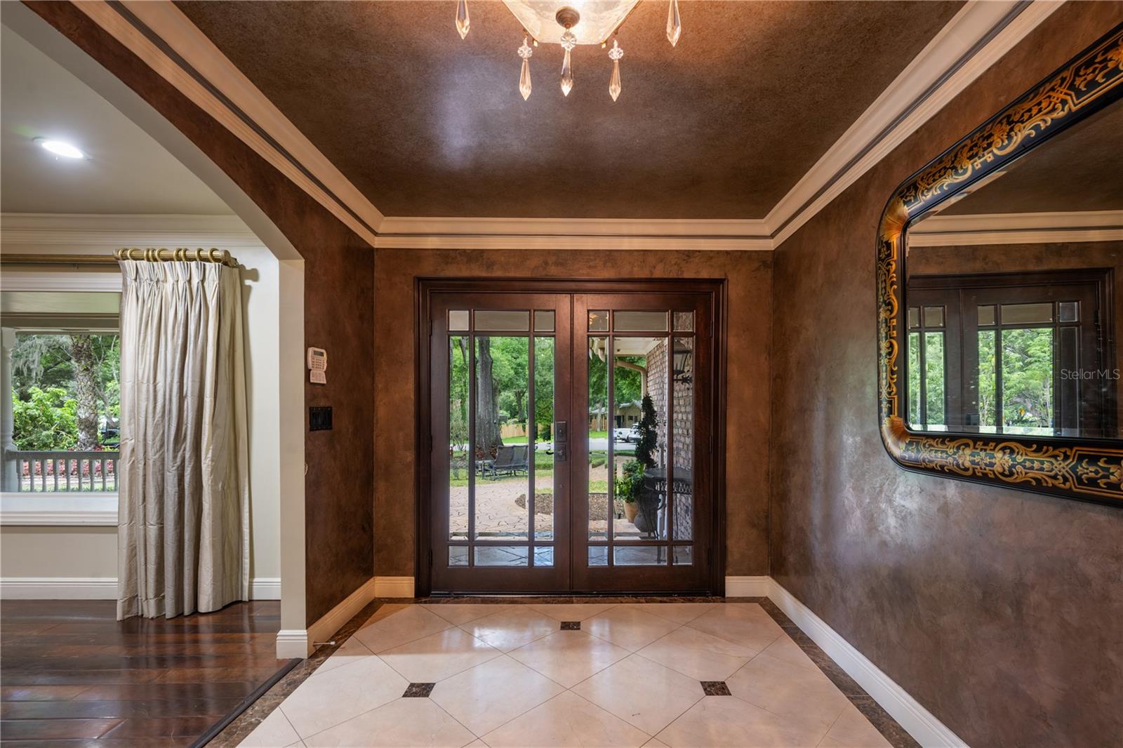 WINDERMERE DOWNS - Residential