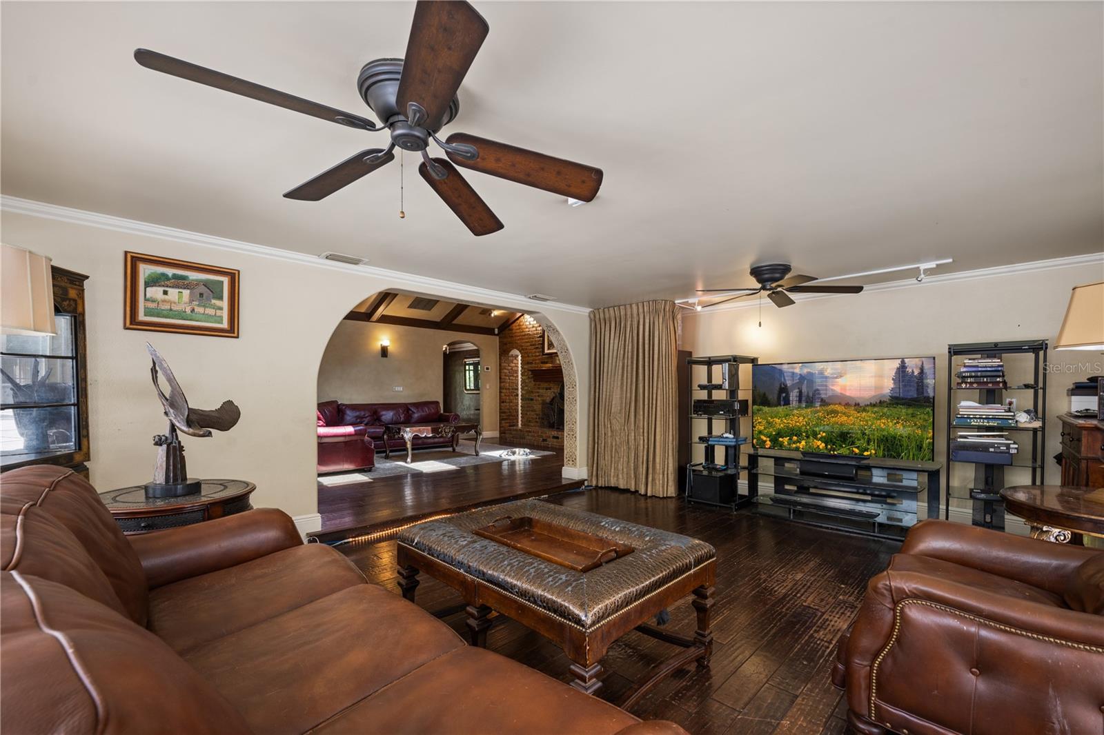 WINDERMERE DOWNS - Residential