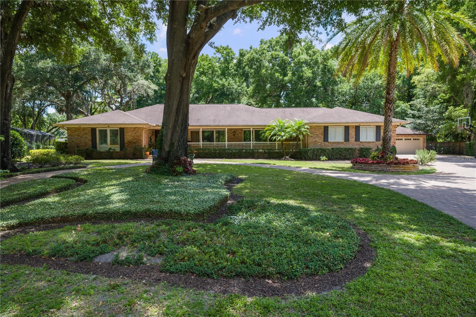 WINDERMERE DOWNS - Residential