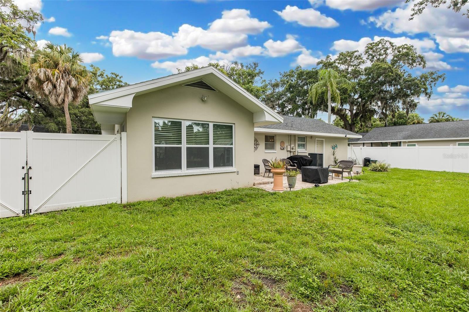 NORTHRUPS RIVER GROVE - Residential