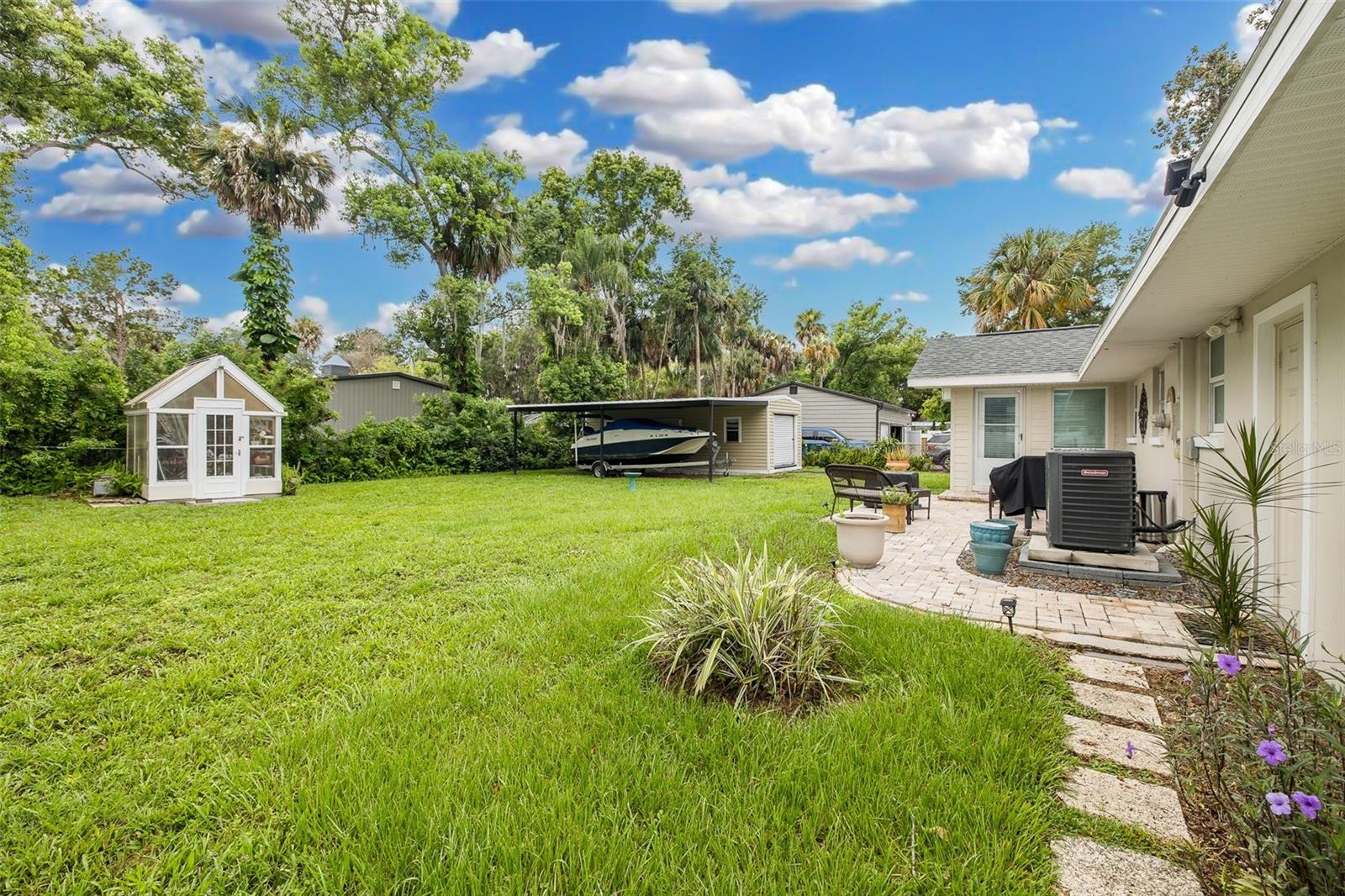 NORTHRUPS RIVER GROVE - Residential