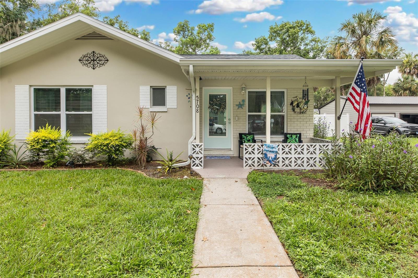 NORTHRUPS RIVER GROVE - Residential