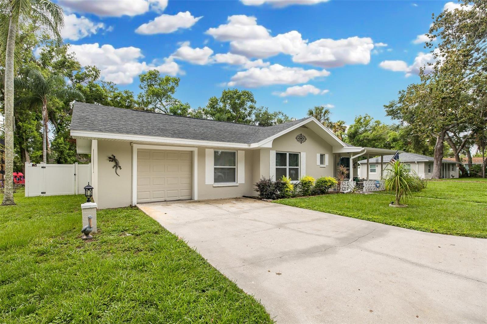 NORTHRUPS RIVER GROVE - Residential