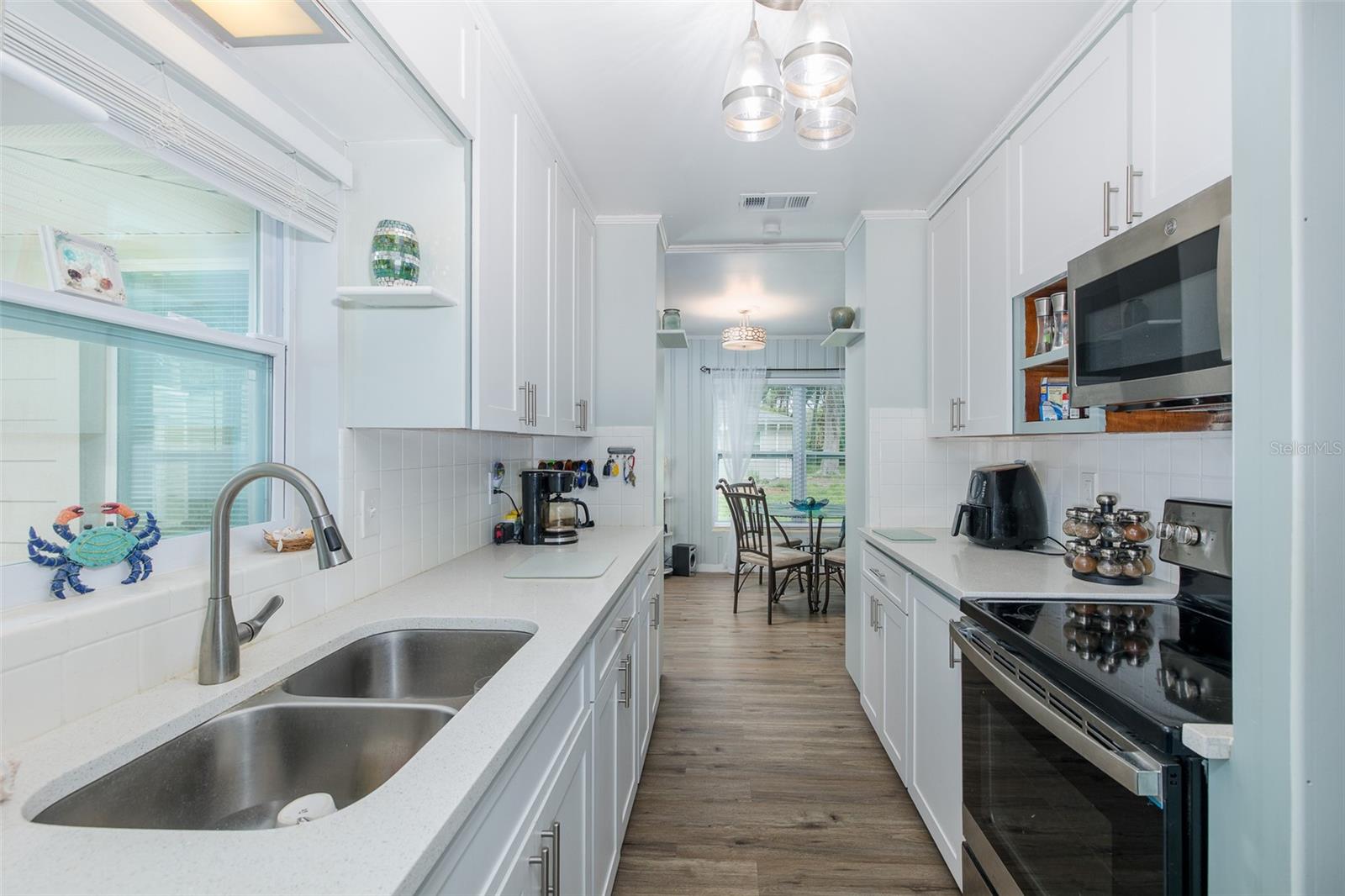 NORTHRUPS RIVER GROVE - Residential