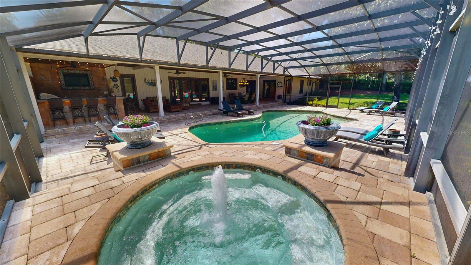 WINDERMERE OAKS - Residential