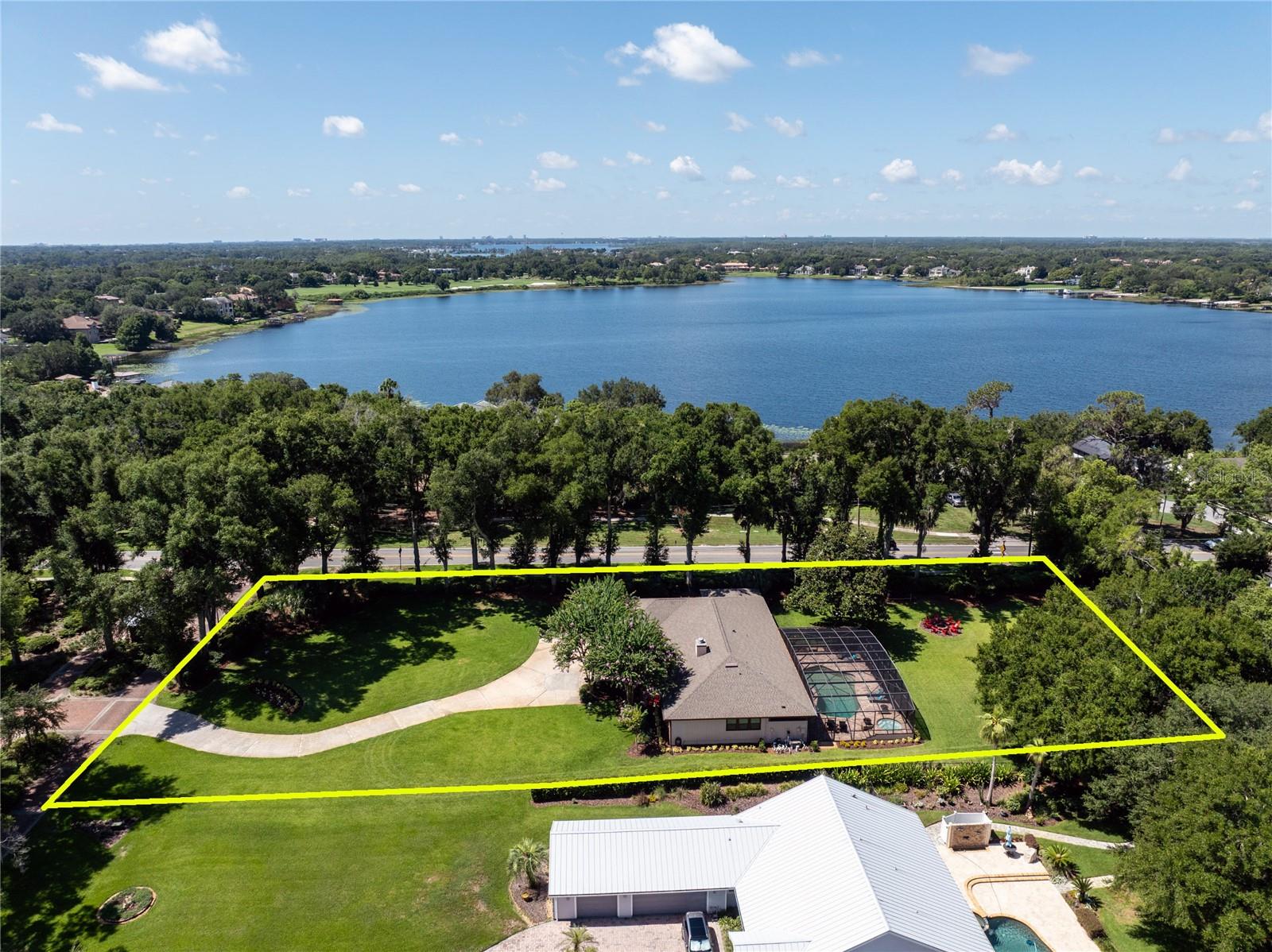 WINDERMERE OAKS - Residential