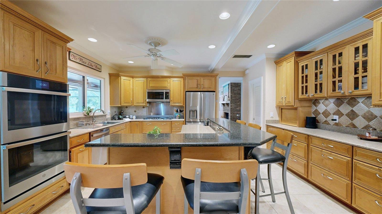 WINDERMERE OAKS - Residential