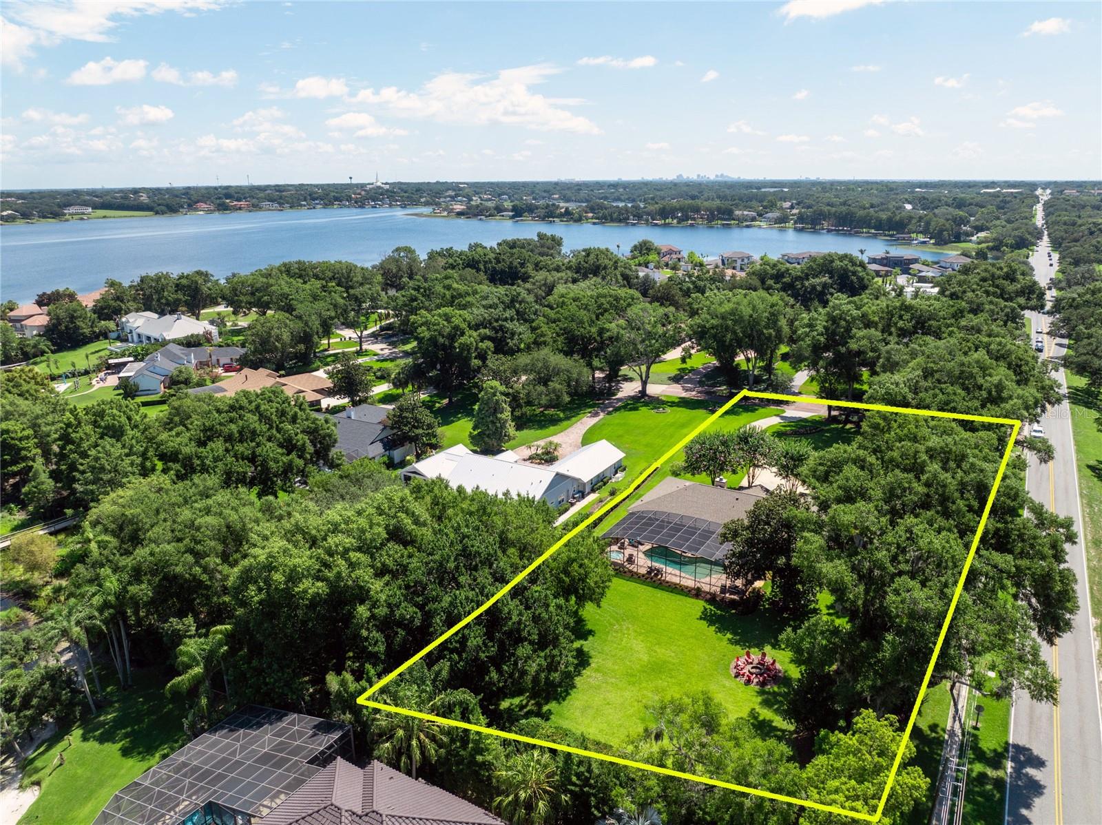 WINDERMERE OAKS - Residential