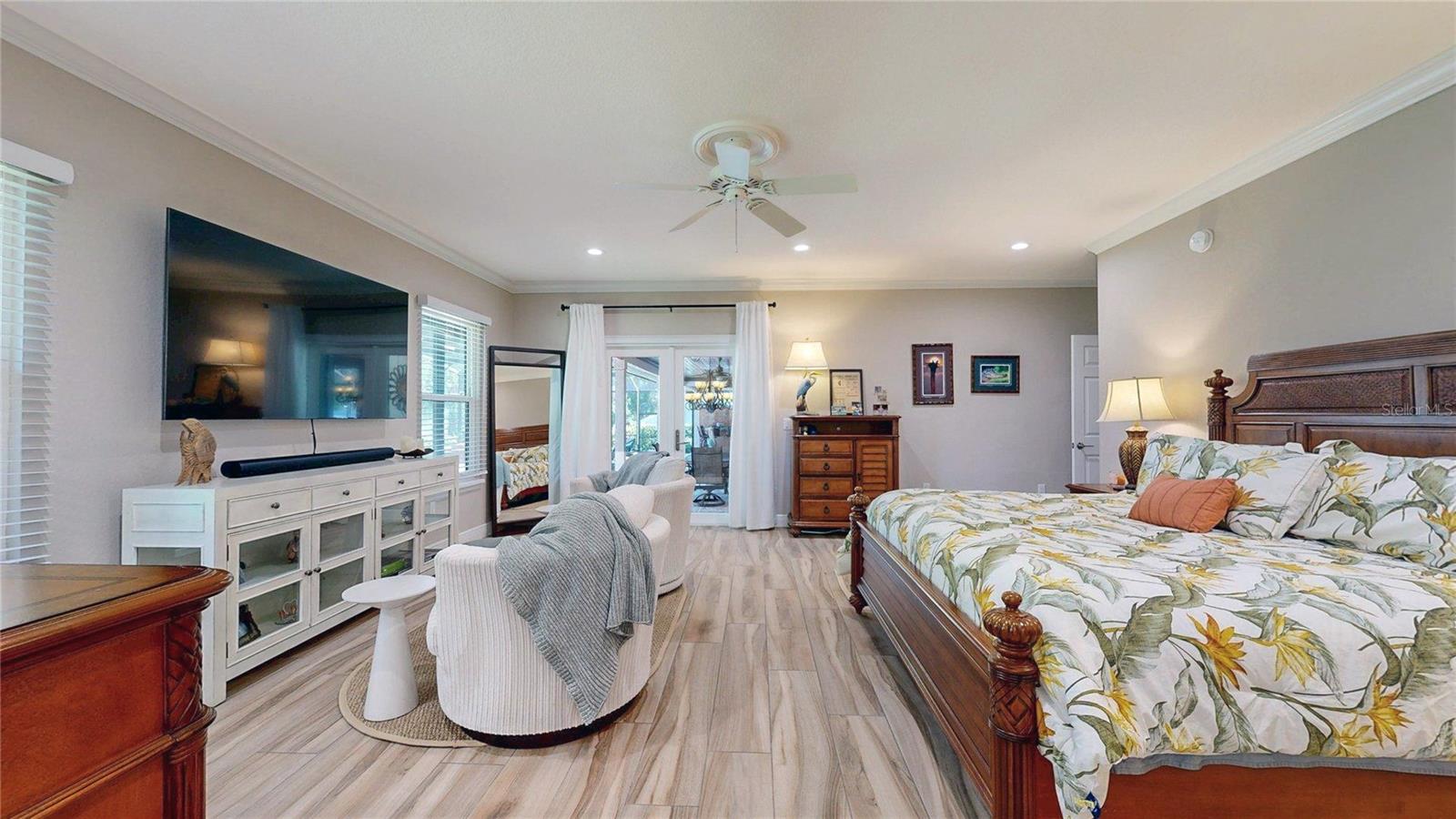 WINDERMERE OAKS - Residential