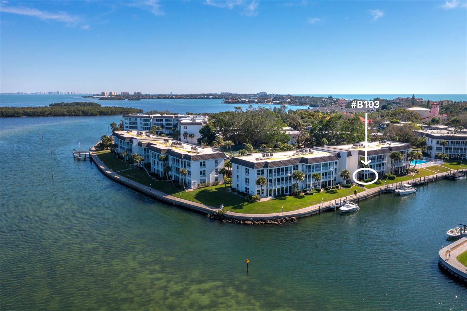 LONGBOAT HARBOUR - Residential