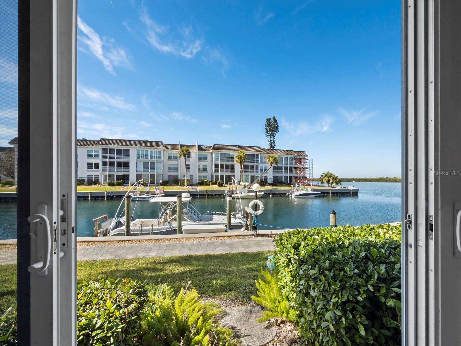 LONGBOAT HARBOUR - Residential