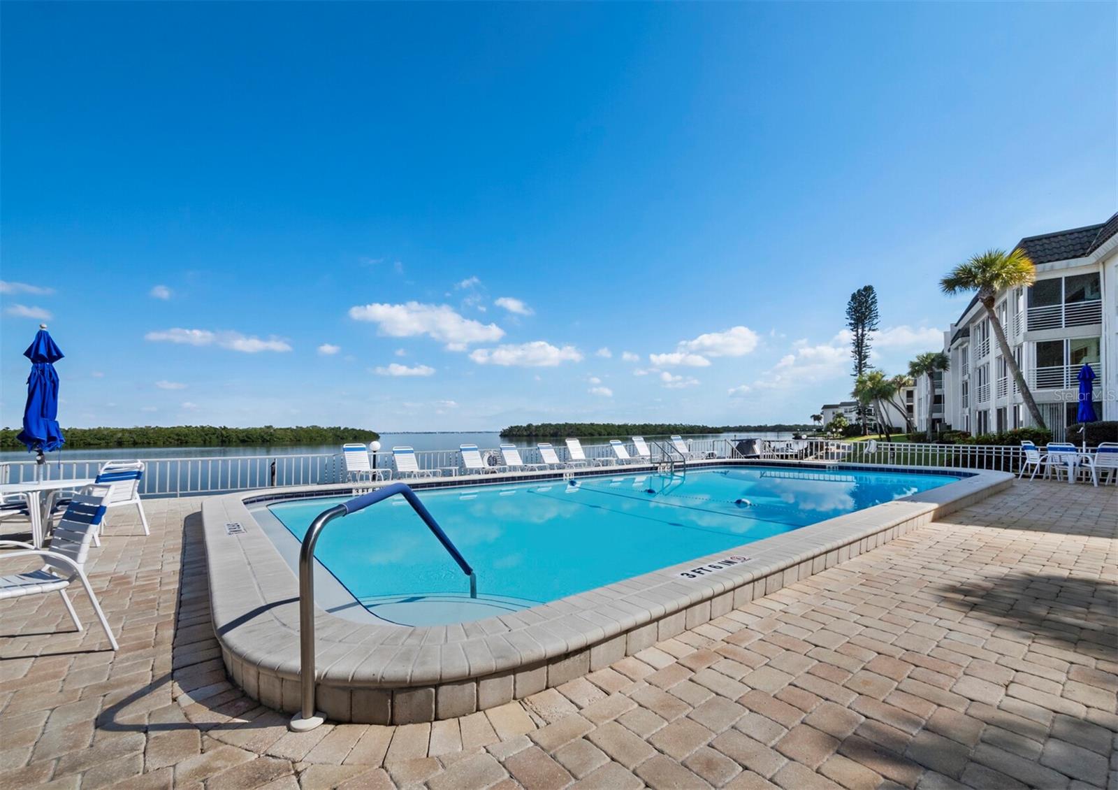 LONGBOAT HARBOUR - Residential