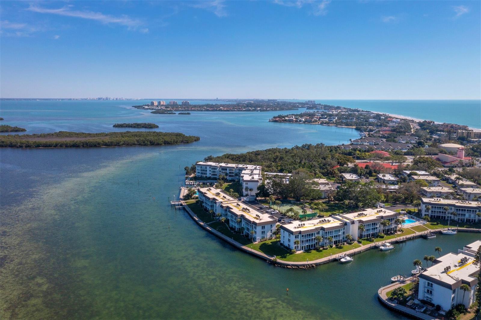 LONGBOAT HARBOUR - Residential
