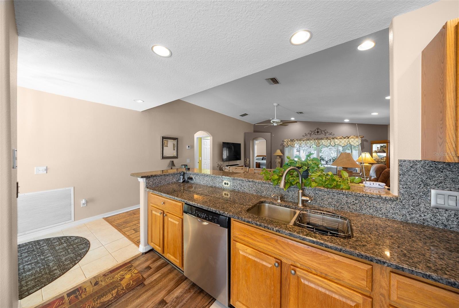 SUMMERGLEN PH 03 - Residential