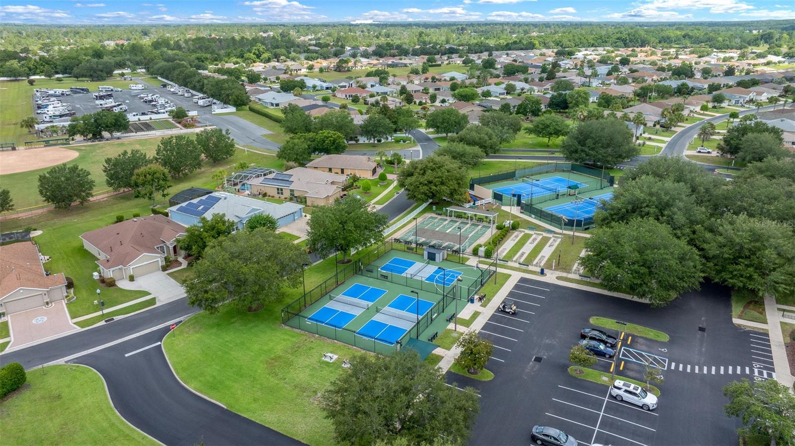 SUMMERGLEN PH 03 - Residential