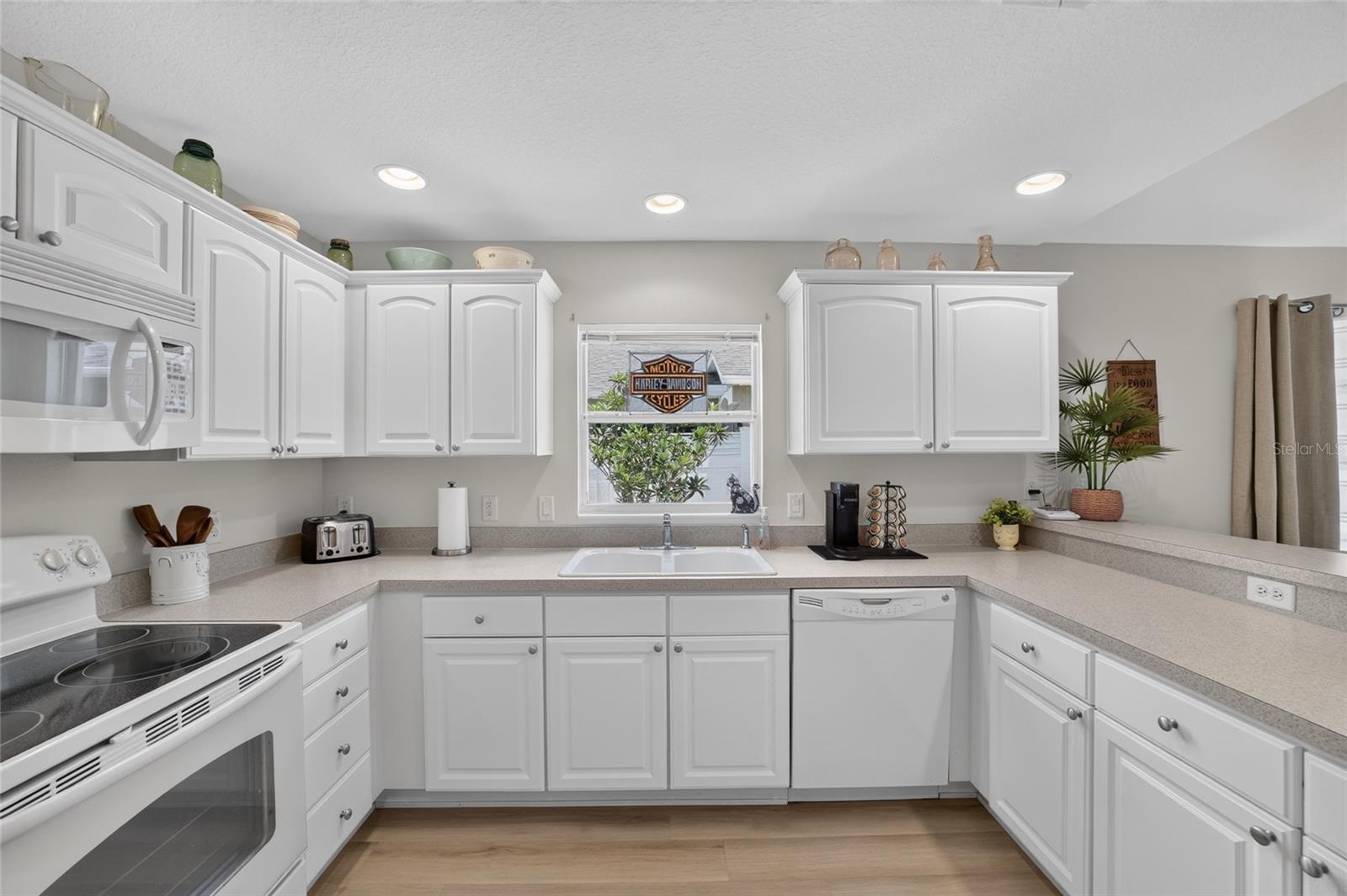 THE VILLAGS OF SUMTER - Residential