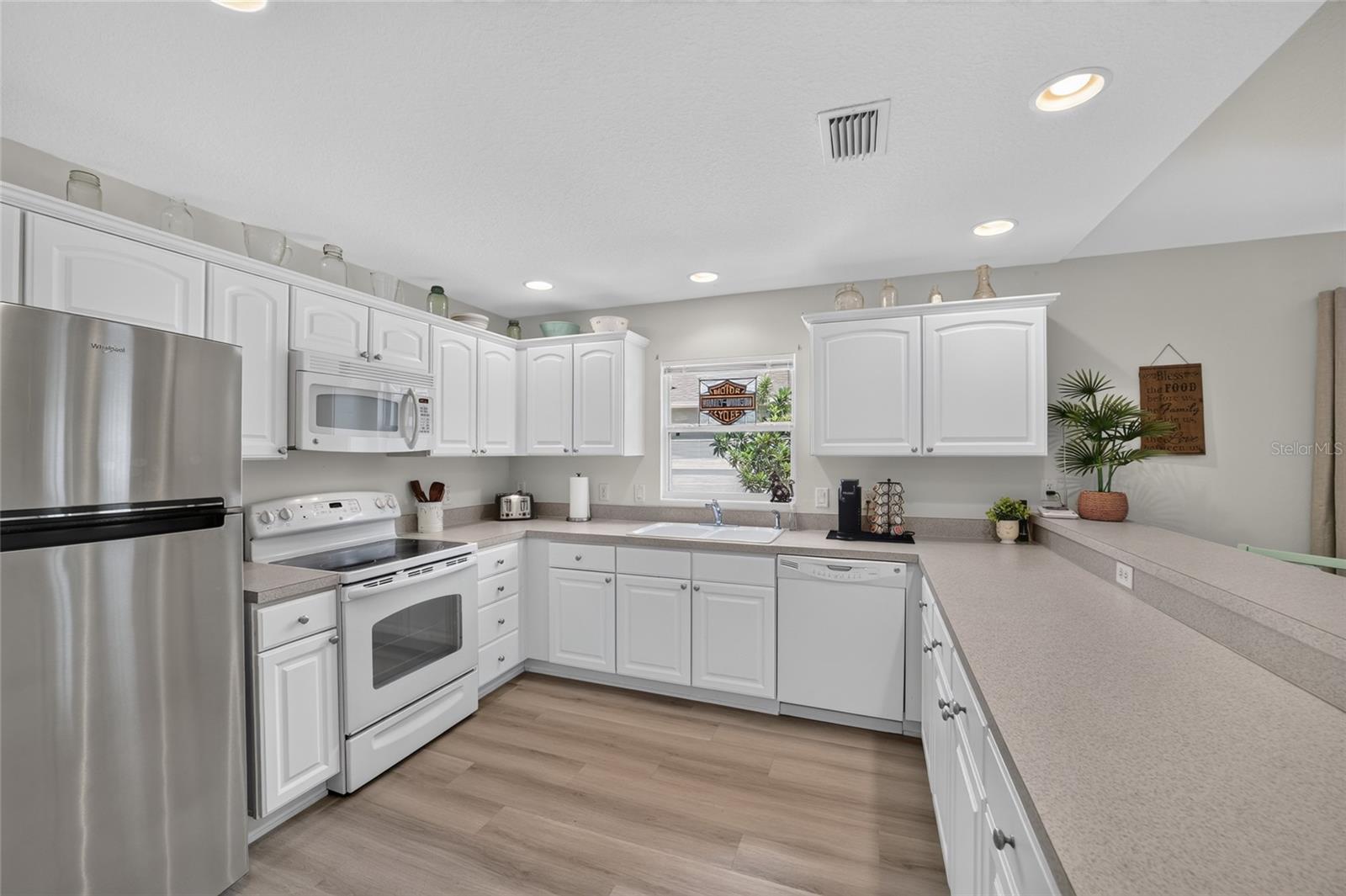 THE VILLAGS OF SUMTER - Residential