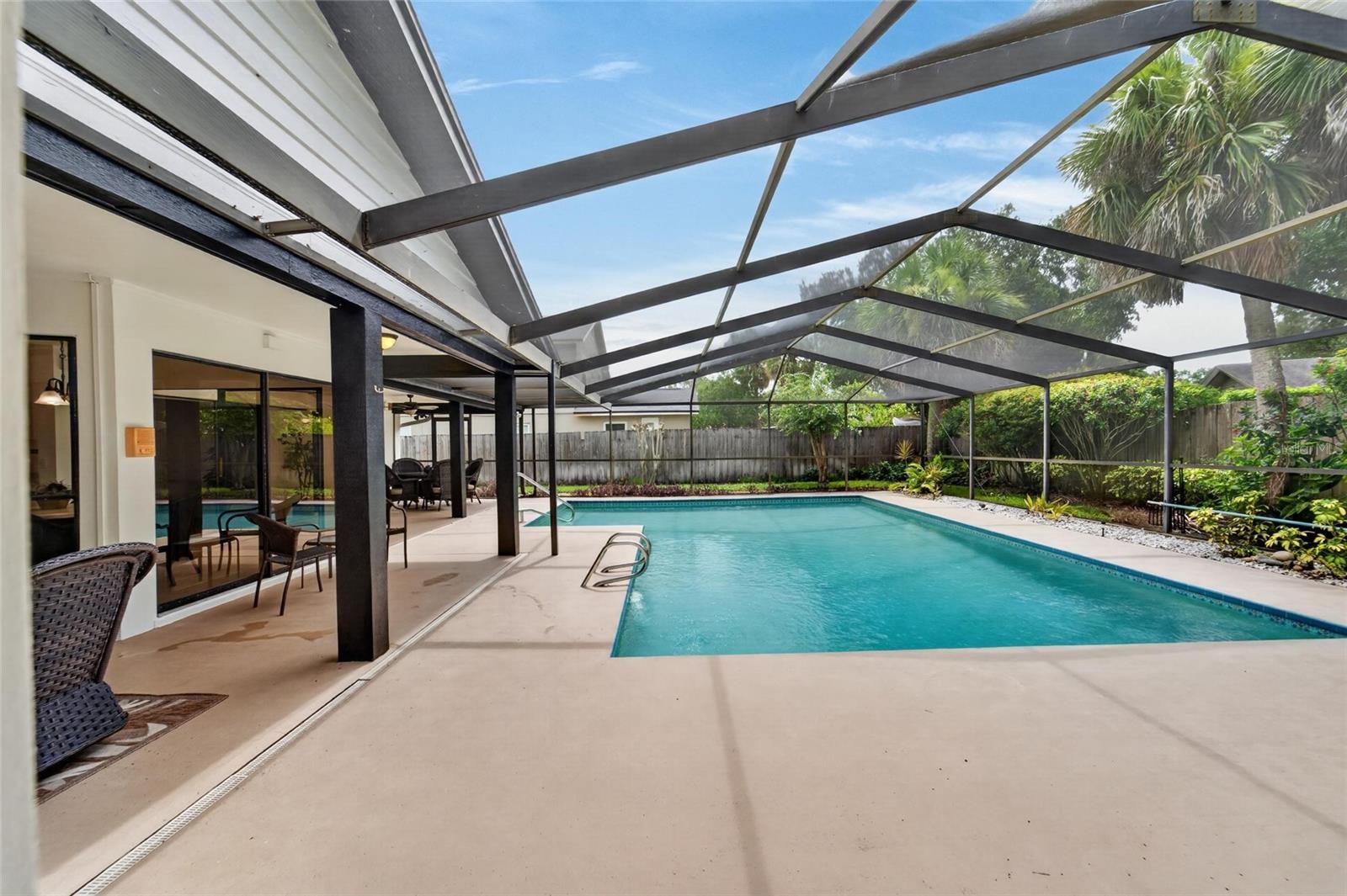 LAKE MAGDALENE MANORS - Residential