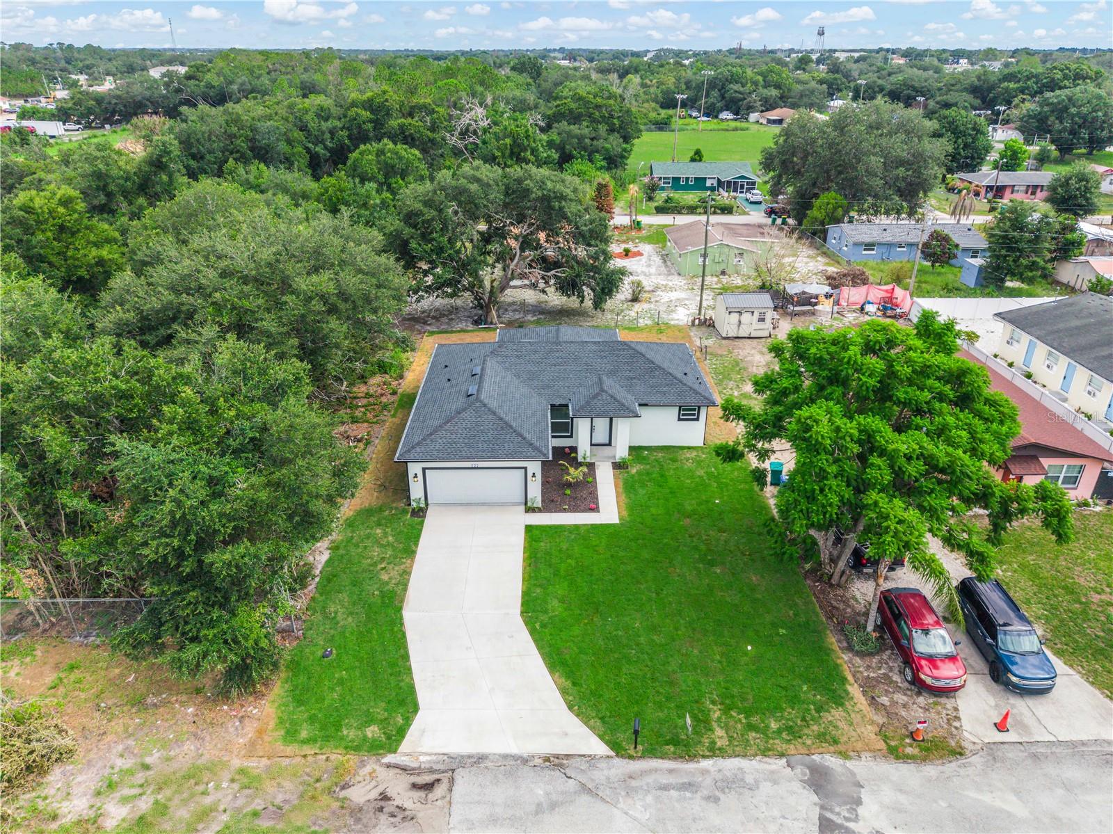 HOWEY W J LAND CO 01 ADD DUNDEE - Residential