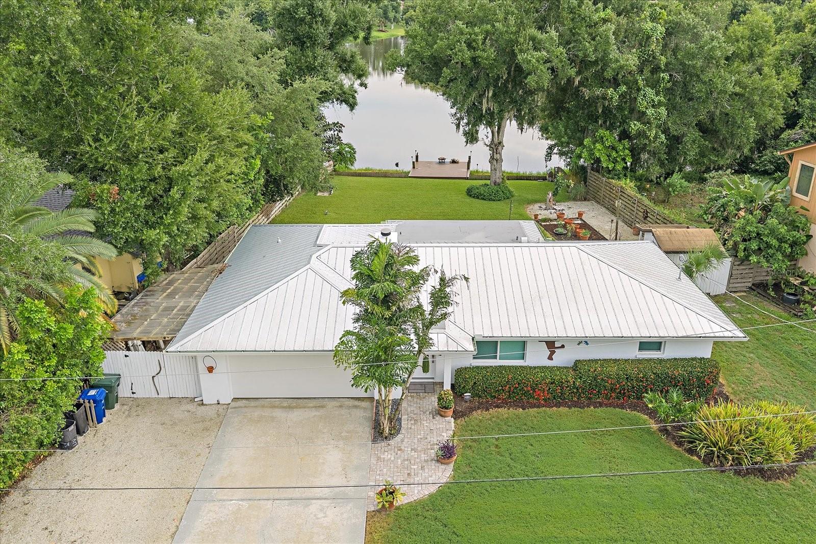 LAKE SARASOTA - Residential