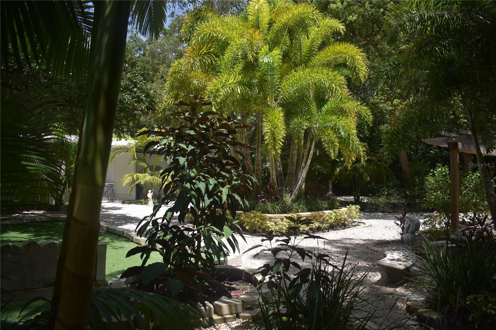 SUNNYBROOK FARMS - Residential