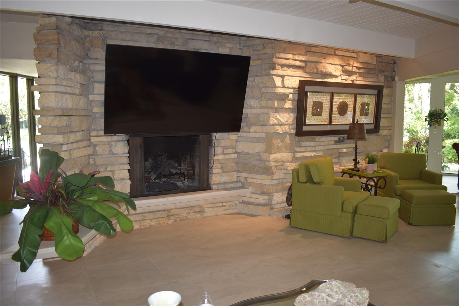 SUNNYBROOK FARMS - Residential