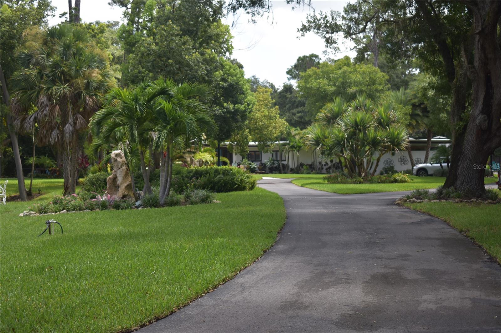 SUNNYBROOK FARMS - Residential