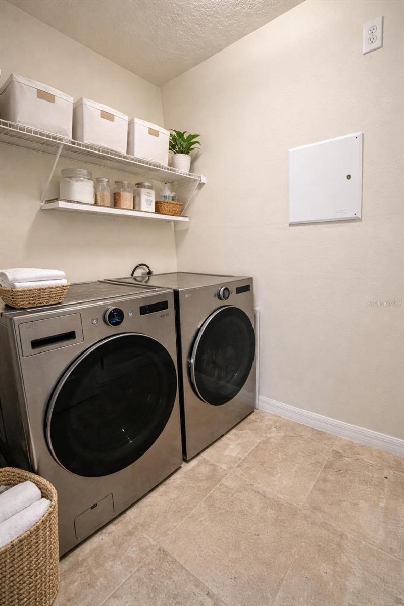 RANDAL PARK PH 5 - Residential Lease