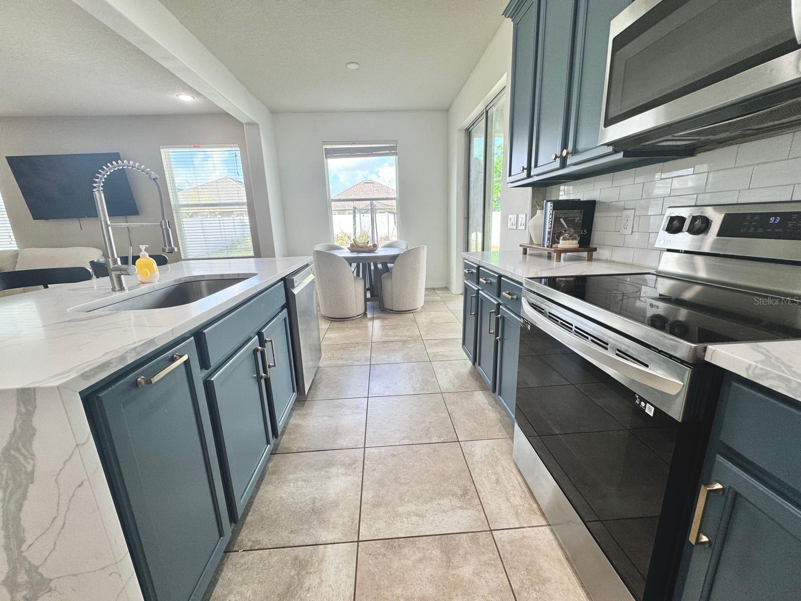 RANDAL PARK PH 5 - Residential Lease
