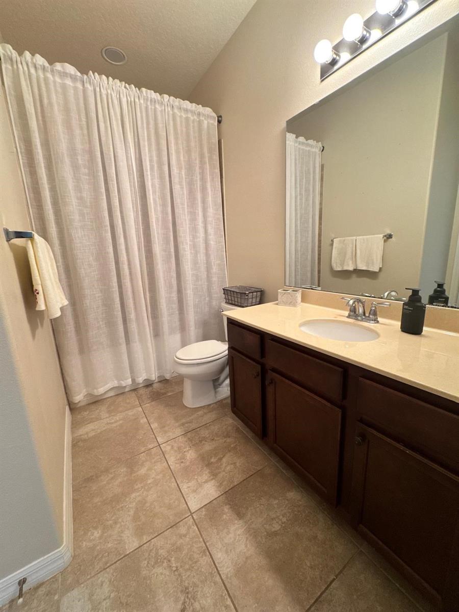 RANDAL PARK PH 5 - Residential Lease
