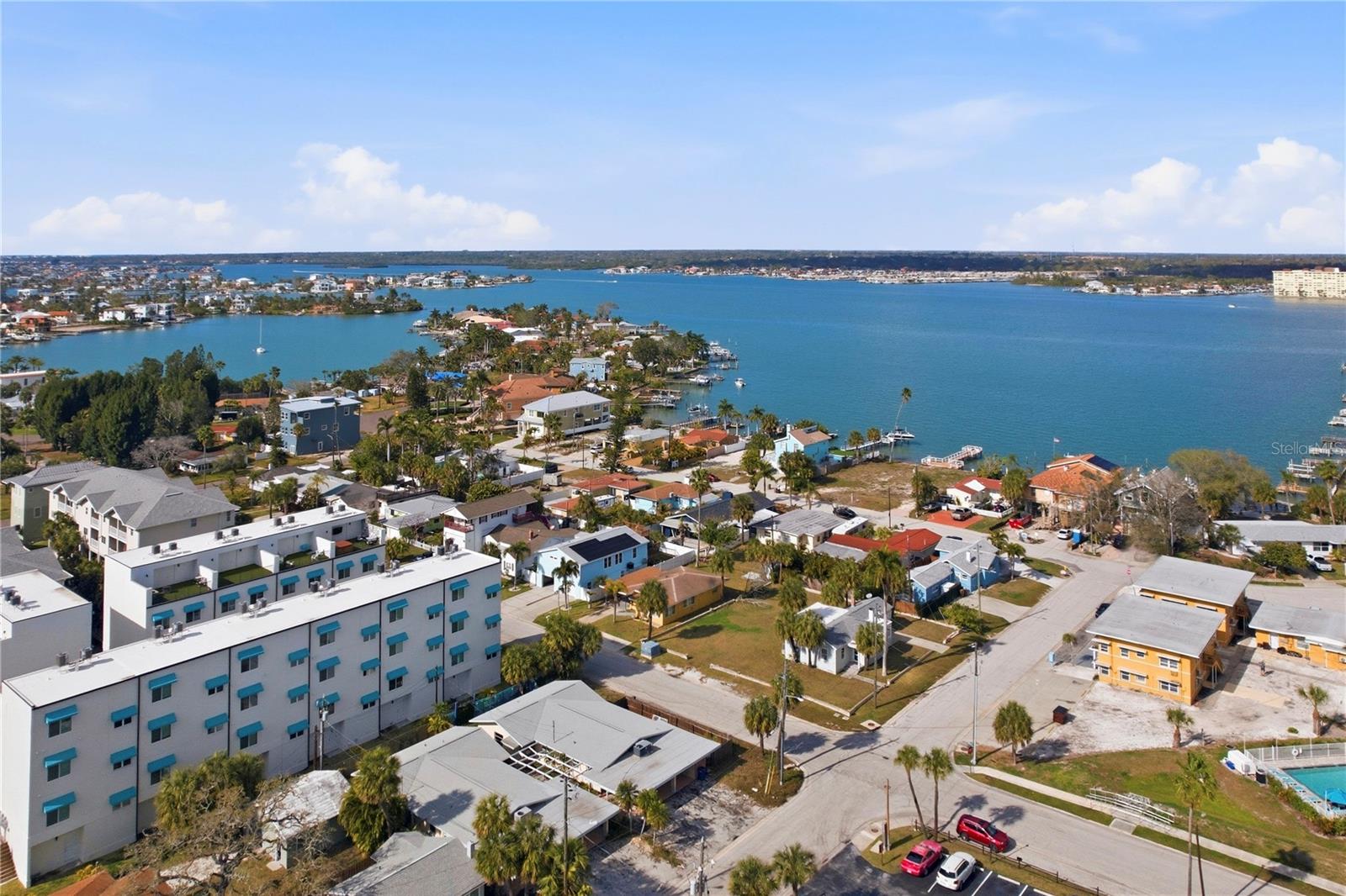 LONE PALM BEACH 4TH ADD - Residential