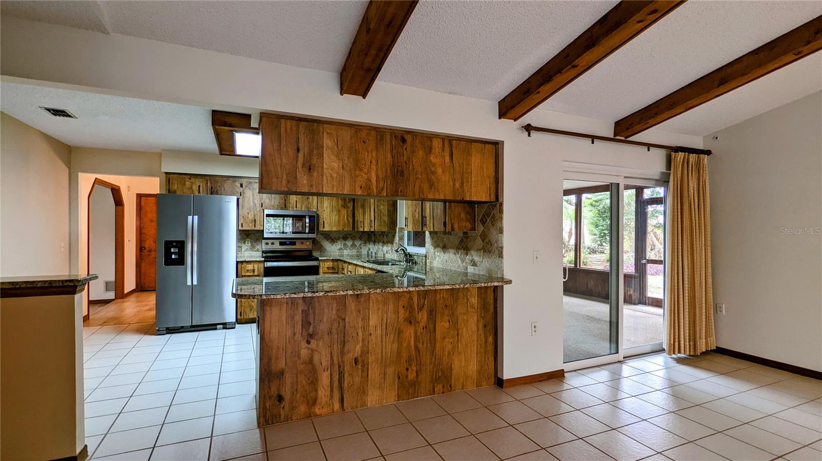 HIDDEN SPRINGS - Residential Lease