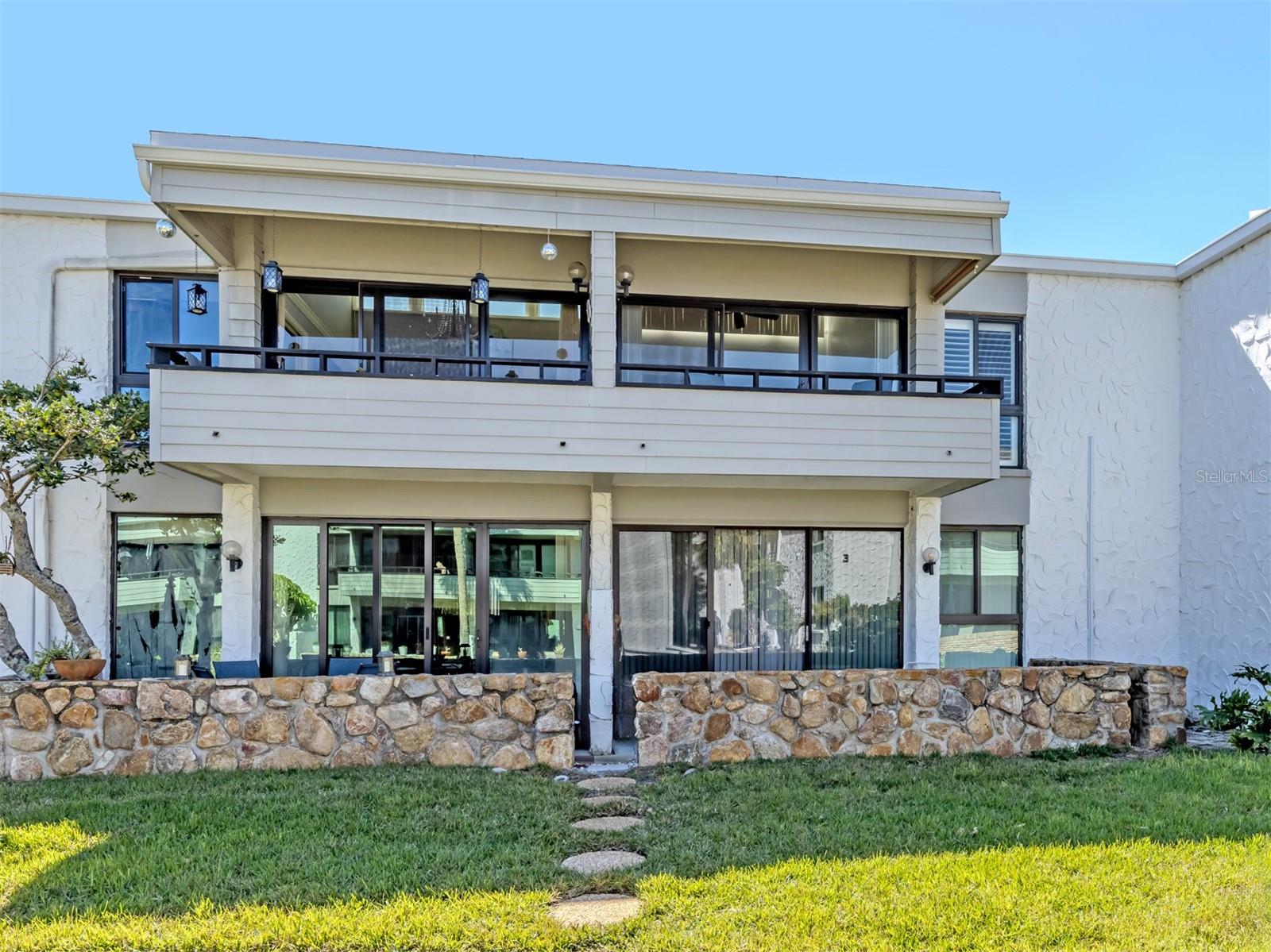 BAHIA VISTA GULF - Residential